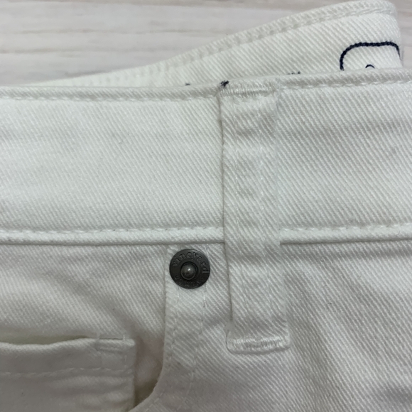 Vineyard Vines White Denim Shorts Size 2 - Picture 5 of 8